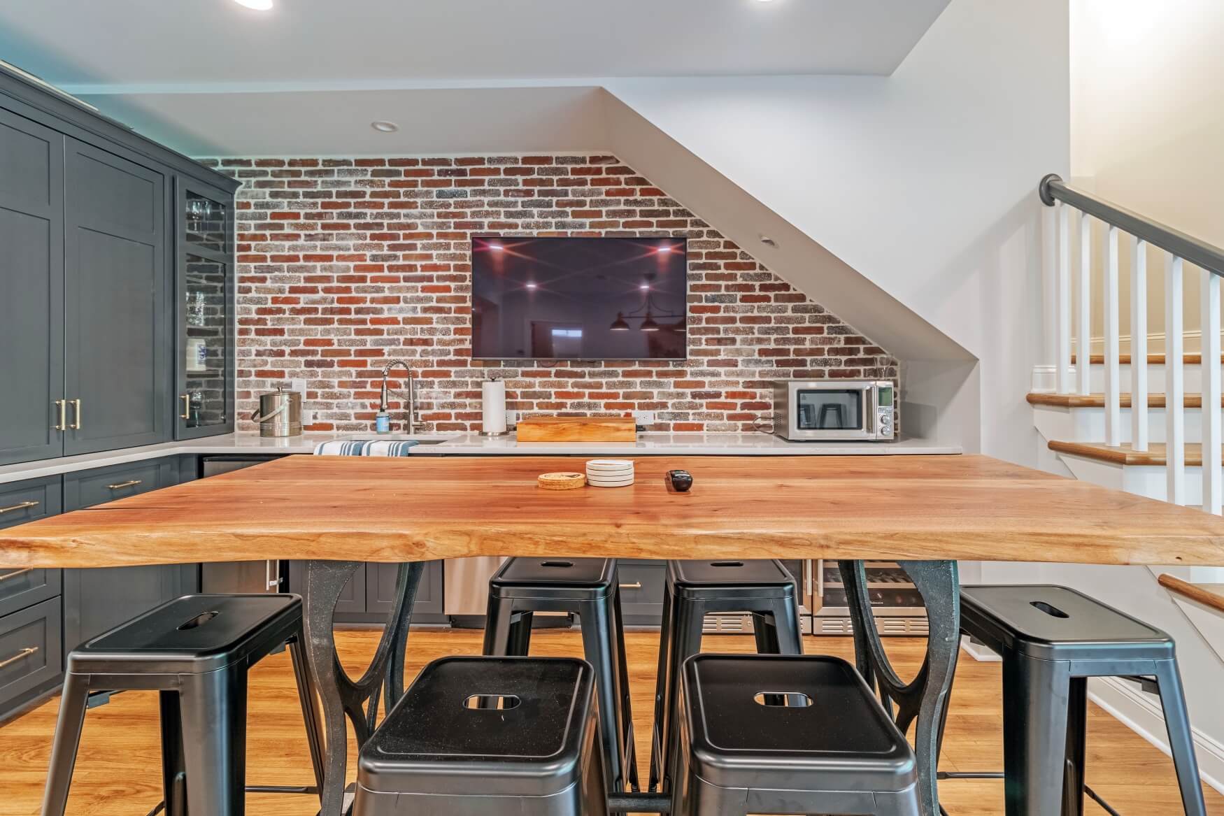 Image showcasing 200 Industrial Design and Decor Ideas - Rhythm of the Home